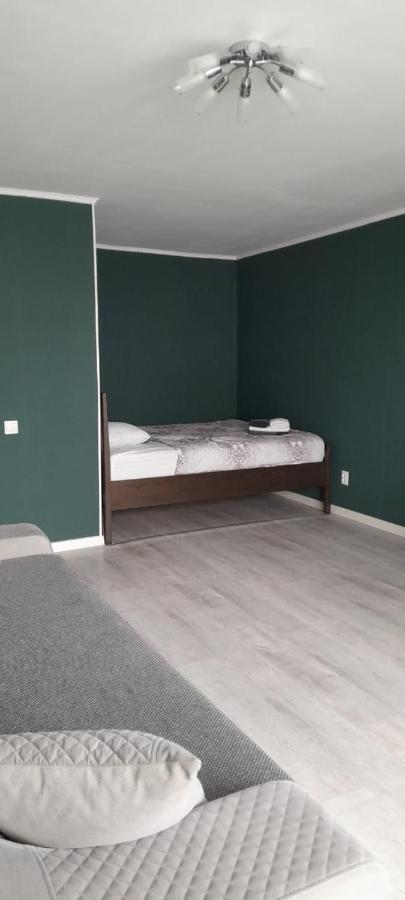Apartamento Изумруд Uralsk Exterior foto